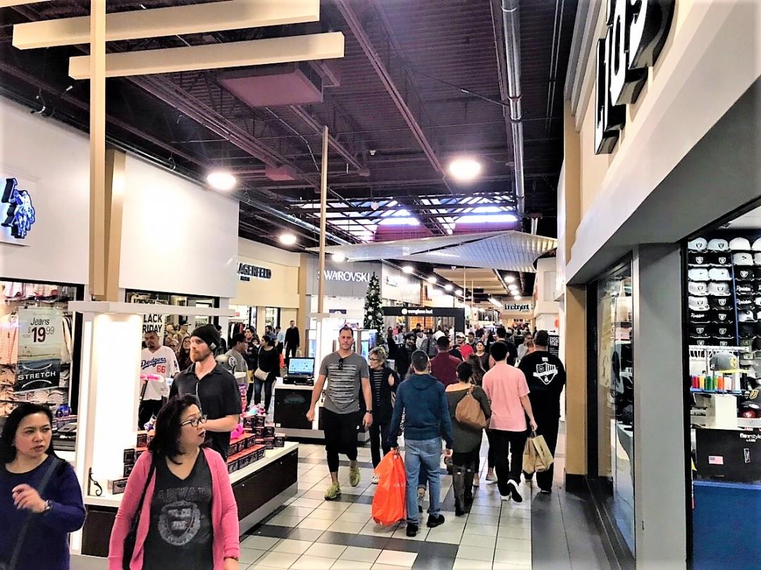 ラスベガス プレミアムアウトレット サウス ラスベガスのおすすめショッピング お土産 買い物スポット 現地を知り尽くしたガイドによる口コミ情報 トラベルコ