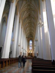 フラウエン教会 - ミュンヘンのおすすめ観光地・名所 | 現地を知り尽くしたガイドによる口コミ情報【トラベルコ】