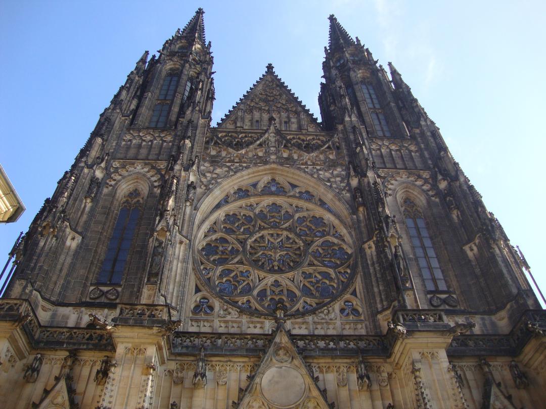 聖ヴィート大聖堂 プラハのおすすめ観光地 名所 現地を知り尽くしたガイドによる口コミ情報 トラベルコ