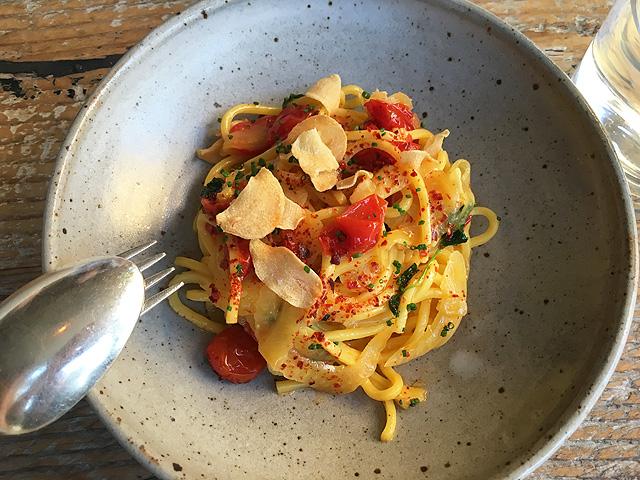 オクタヴィア-サフラン・トンナレッリパスタ １４ドル