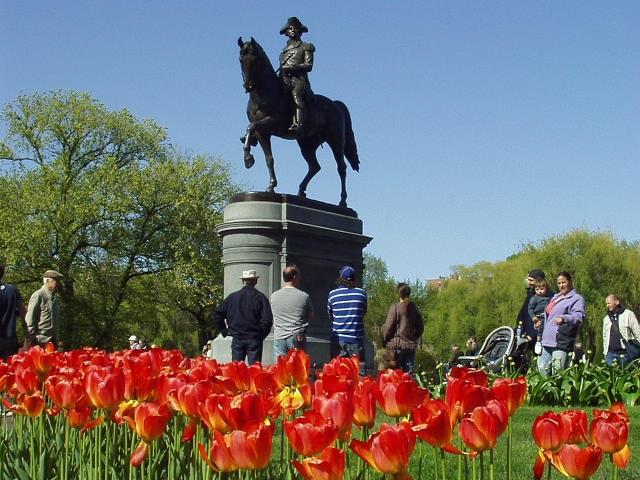 ボストン・パブリック・ガーデン-ジョージワシントン像