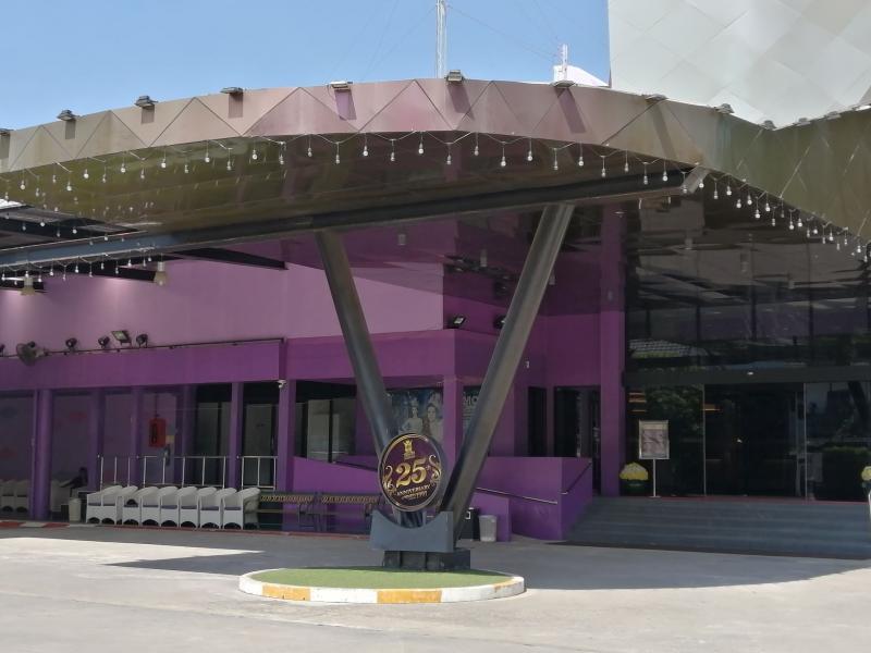 オープンから25年以上経つ老舗劇場