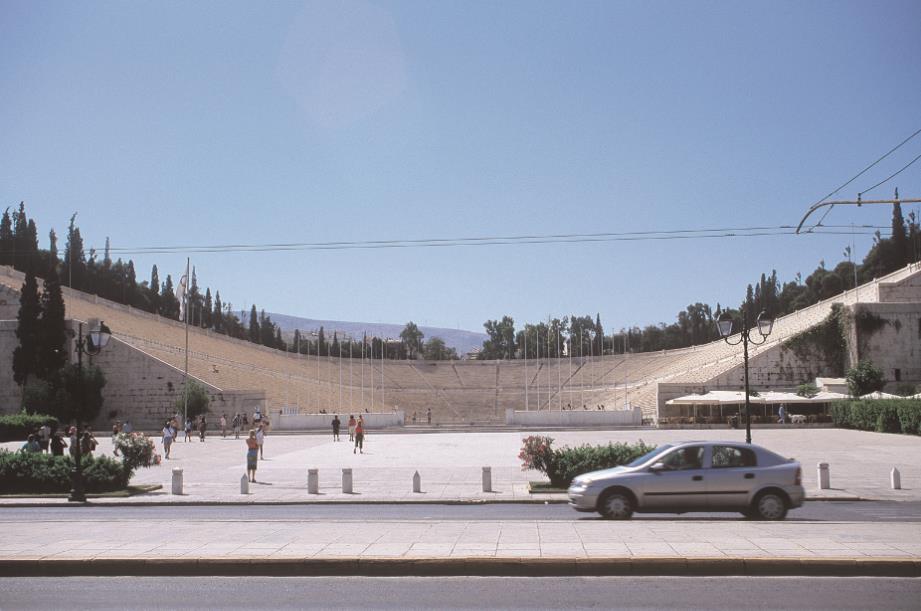 パナティナイコ競技場 - アテネのおすすめ観光地・名所 | 現地を