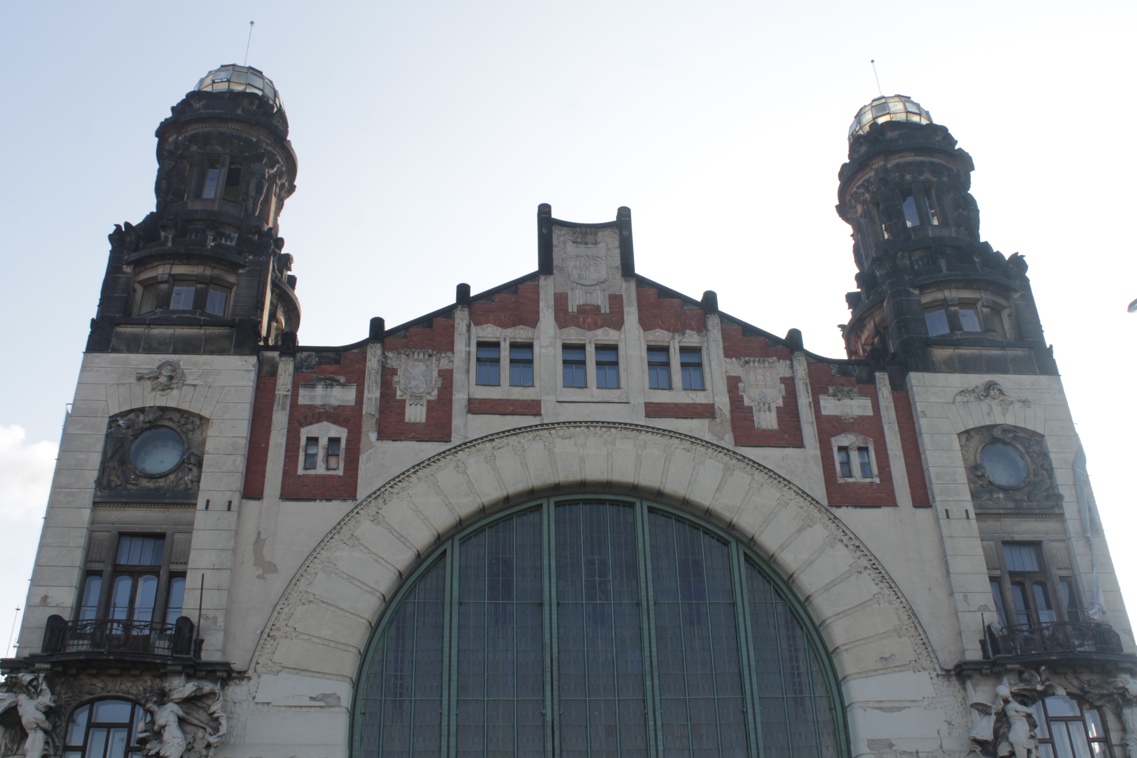 プラハ中央駅 プラハのおすすめ観光地 名所 現地を知り尽くしたガイドによる口コミ情報 トラベルコ