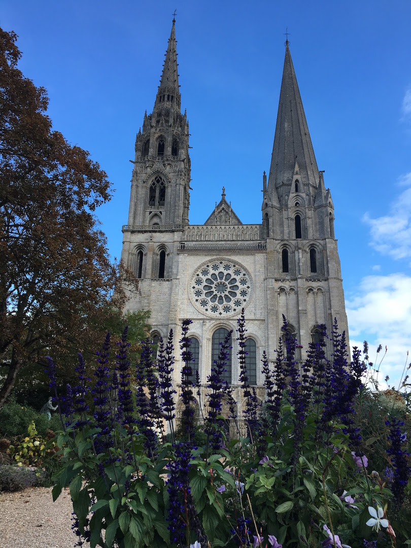 シャルトル大聖堂 - パリのおすすめ観光地・名所 | 現地を知り尽くした 