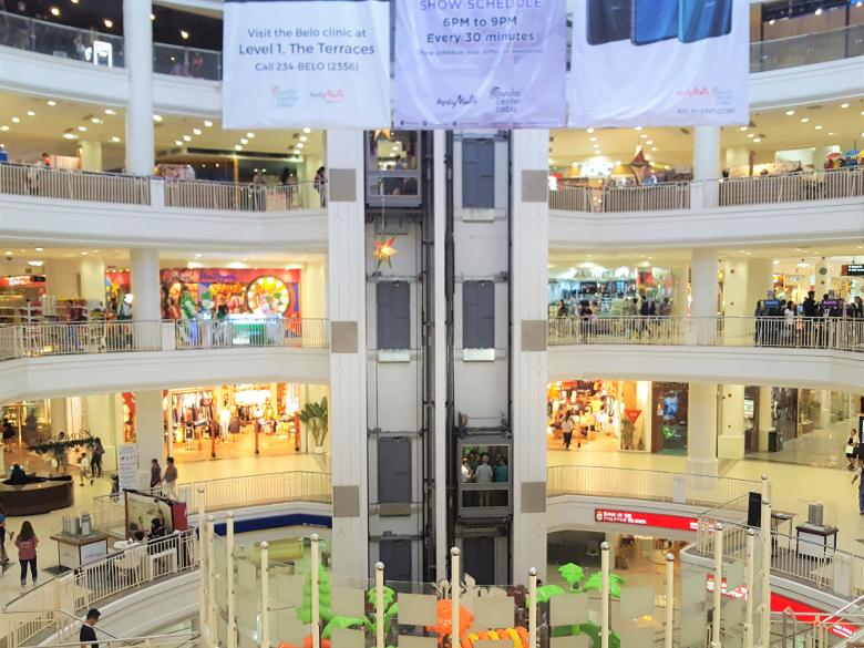 モール内の様子