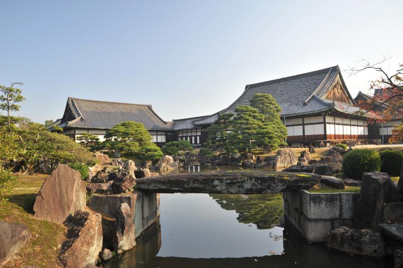 小堀遠州のもと改修された二の丸庭園