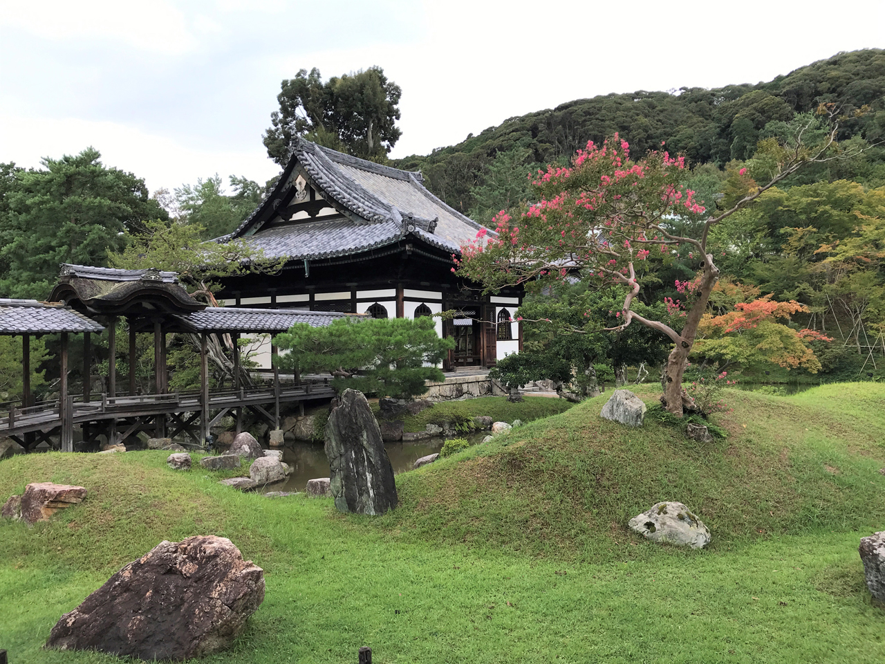 開山堂の前にある庭園