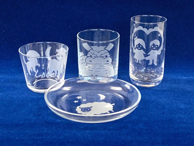 ガラス体験コースでは「サンドブラスト」も体験できます