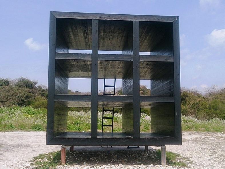 『おひるねハウス』南川祐輝　佐久島アートの代表のひとつです