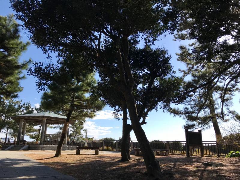 稲村ヶ崎公園の展望台付近