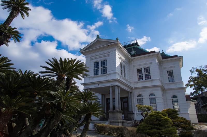 柳川藩主立花邸（御花）-白が映える西洋館