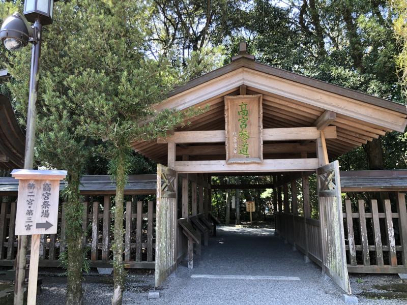 宗像大社-自然豊かな高宮参道