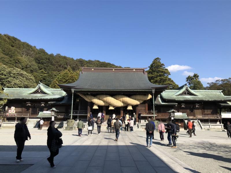 宮地嶽神社-連中縄が印象的な本殿