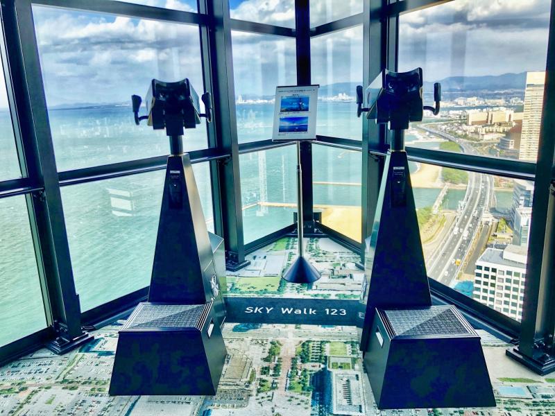 福岡タワー-VRで空中散歩も可能