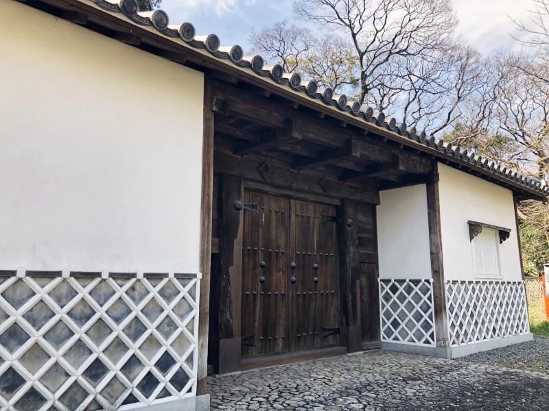 福岡城跡（舞鶴公園）-旧母里太兵衛邸長屋門