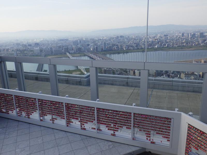 ハートロックのルミ・デッキと北西側の景色