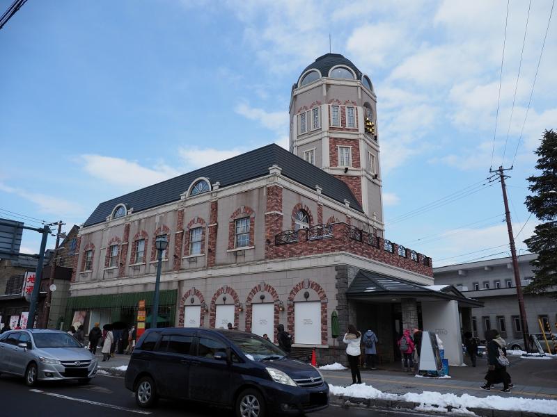 小樽堺町本通りにあるルタオ本店の外観