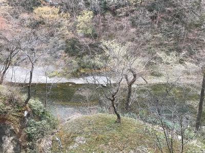 秋保温泉の脇を流れる名取川