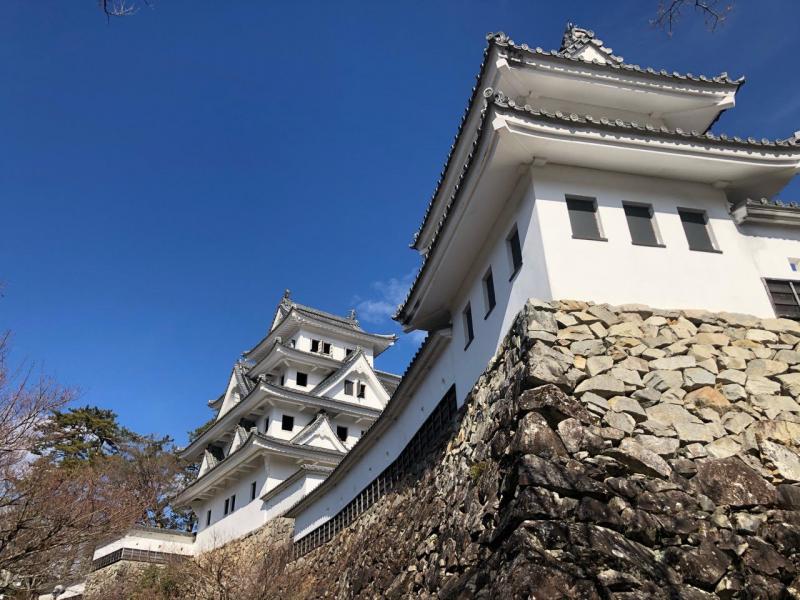 郡上八幡城天守閣の石垣も魅力的です