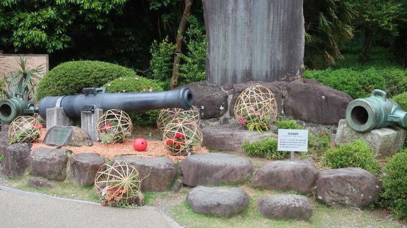 韮山反射炉は、鉄を作っていましたが、その目的は大砲づくり。