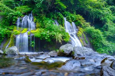 山梨県_吐竜の滝_遊び・体験_1