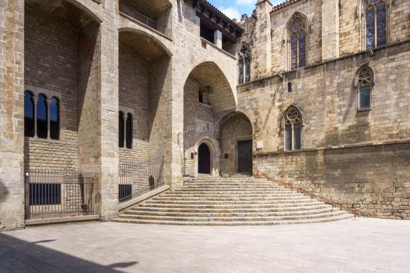 スペイン_王の広場_遊び・体験_1