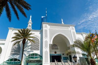 マレーシア_国立モスク（新モスク）_遊び・体験_1