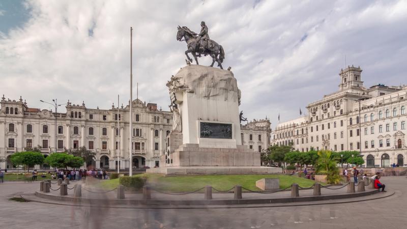 ペルー_サン マルティン広場_遊び・体験_1